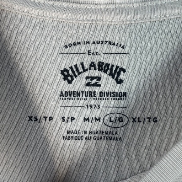 Billabong A/Division Women Large Short Sleeve T-Shirt Cream Grapic Print‎ - Picture 2 of 7